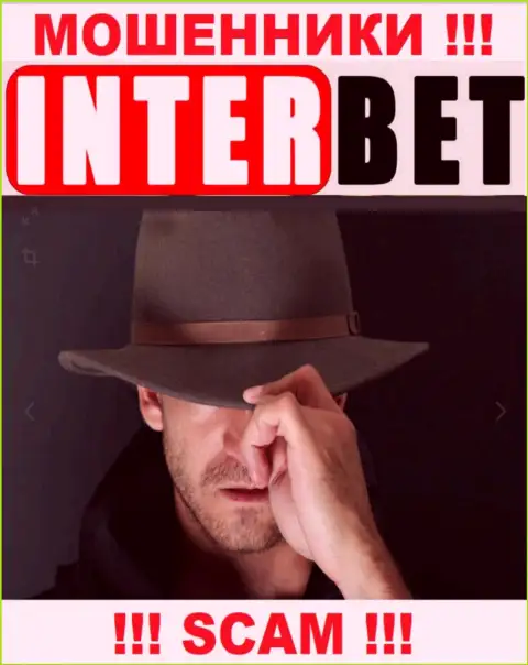 Никакой инфы о своих руководителях мошенники InterBet не публикуют