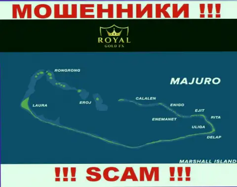 Лучше избегать совместного сотрудничества с интернет мошенниками РоялГолдФх, Majuro, Marshall Islands - их офшорное место регистрации